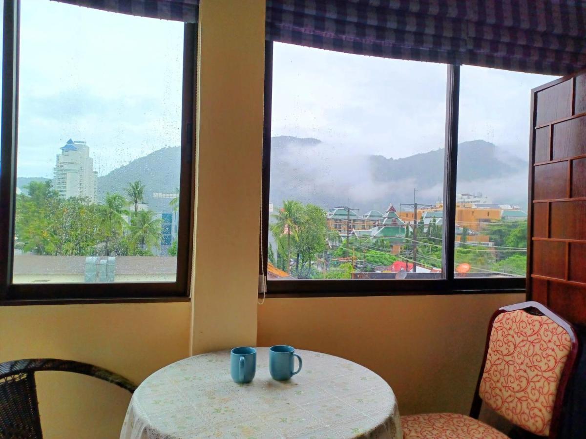 Happy Holidays Hotel Patong Bagian luar foto
